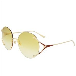 Authentic Gucci Sun Shades Solid Quality Light Weight